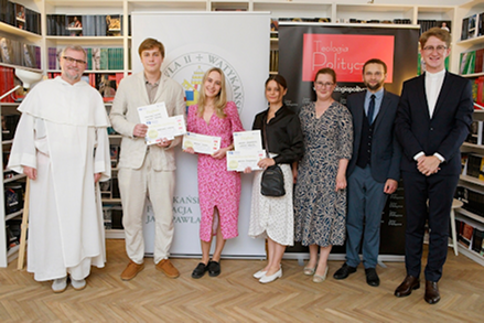 Papal JP2 Studies Competition for students and doctoral candidates